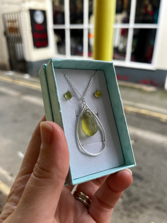 Whitby Sea Glass pendant on silver teardrop with matching studs (Rare Lime)