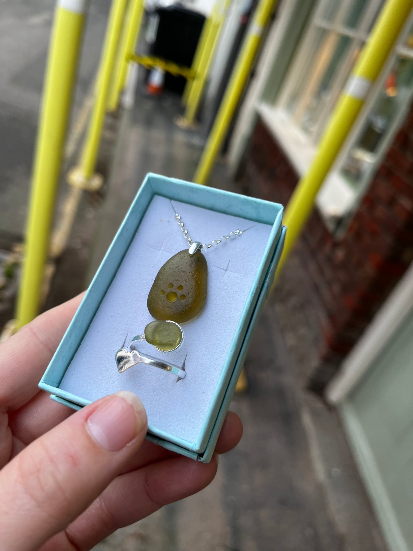 Whitby Sea Glass paw pendant on silver with matching heart ring (Olive)